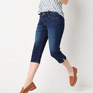 ❤️ Perfect for you ❣️ Liz Claiborne Sara Crop Mid Rise Capris